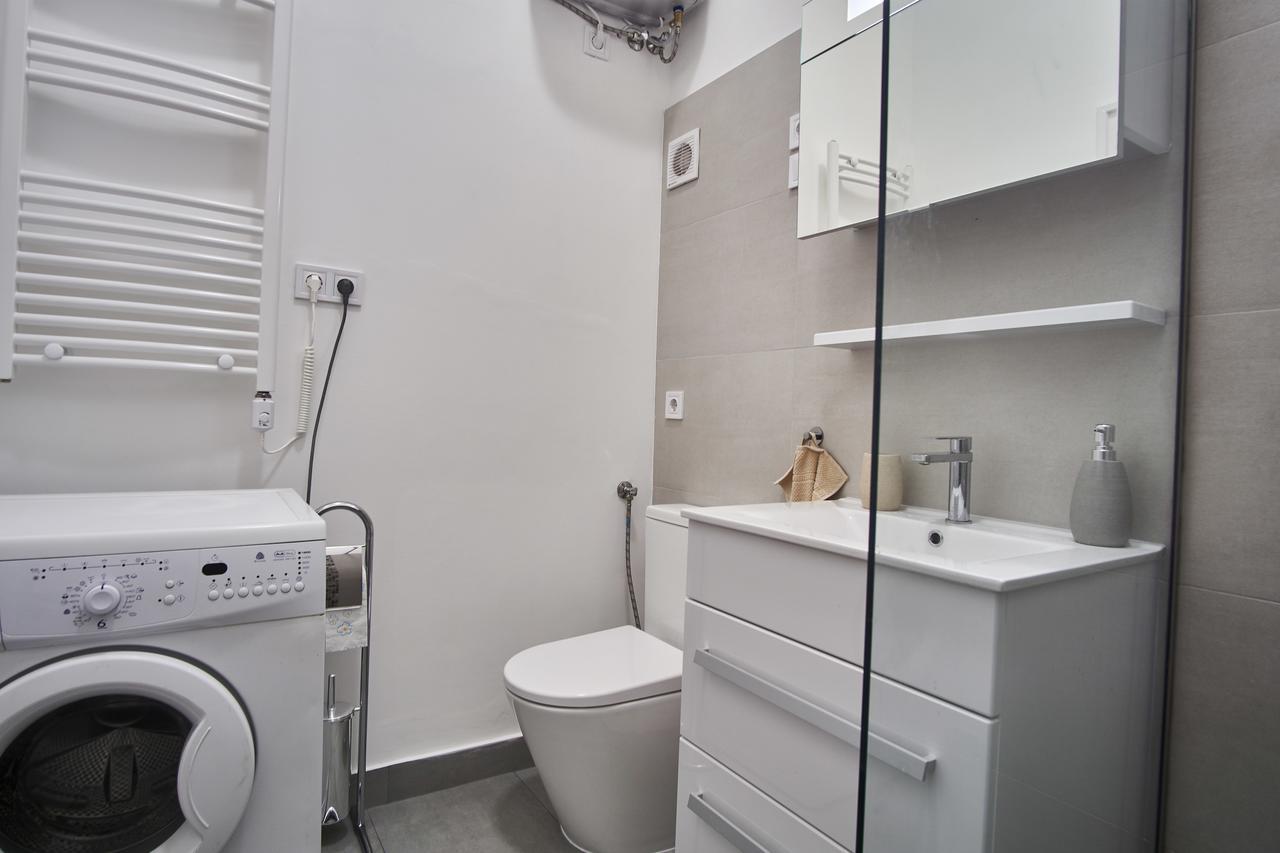 Design Apartment In The City Center With Ac Budapest Bagian luar foto