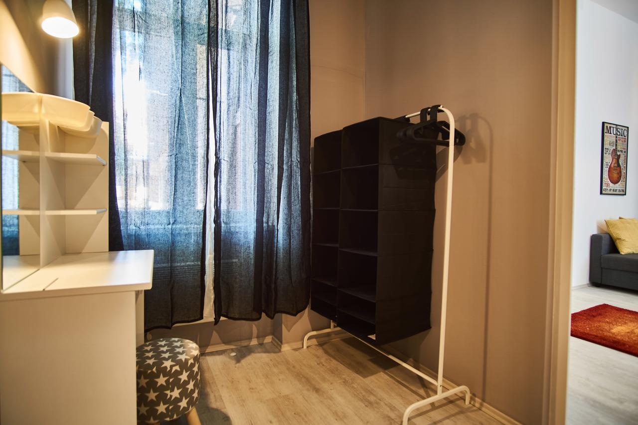Design Apartment In The City Center With Ac Budapest Bagian luar foto